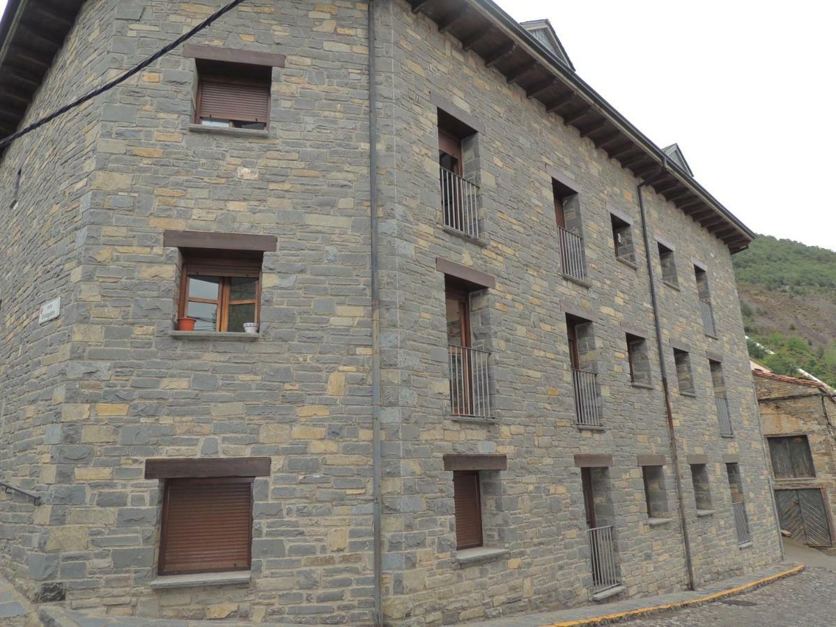 Apartamento Centrico Con Wifi En Biescas Exteriör bild